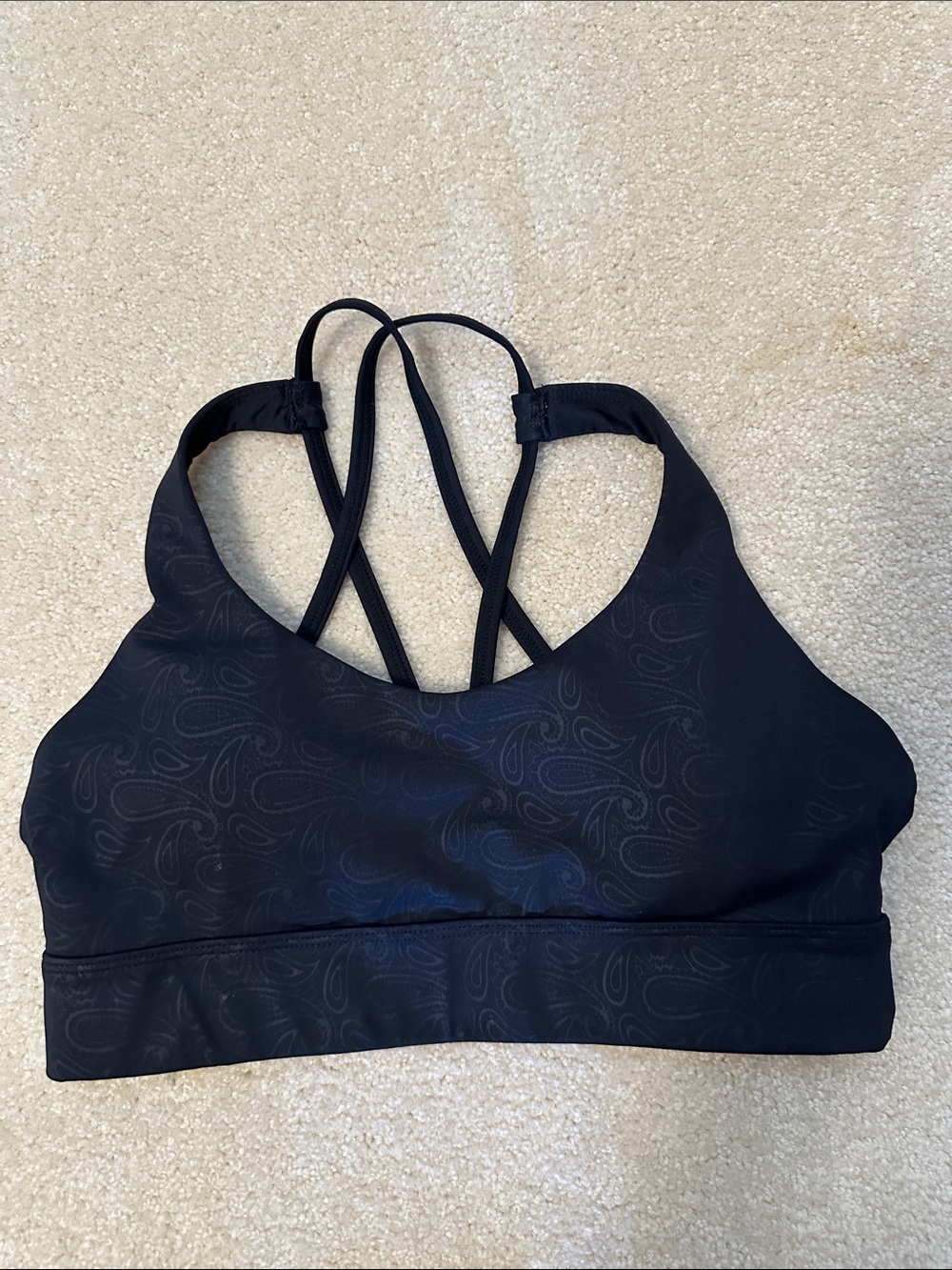 ZYIA active Black Paisley-Textured light and tight Crisscross Sports Bra size L